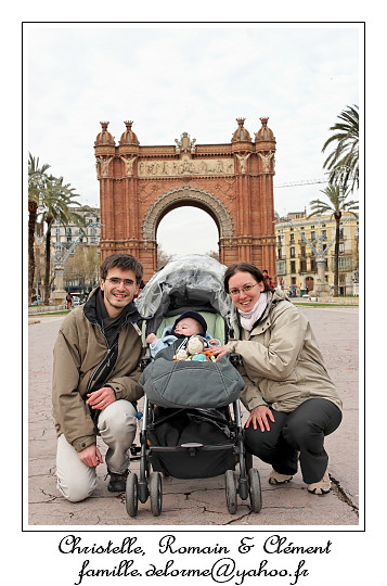 IMG_1510_RD.jpg - Nous devant l'Arc de Triomf