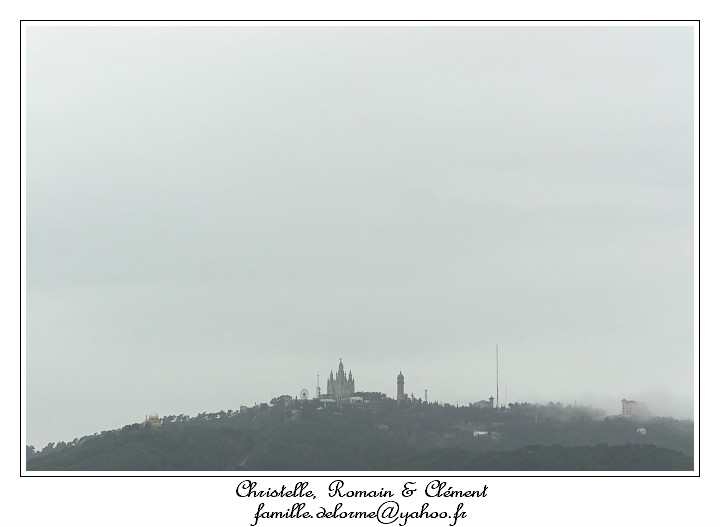 IMG_1574_RD.jpg - Tibidabo  moiti dans les nuages