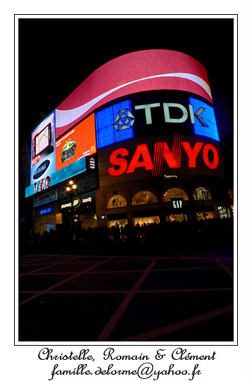 P1010994_RD.jpg - Piccadilly Circus