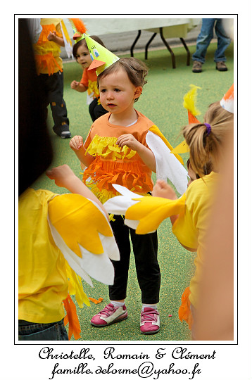 IMG_2973_RD.jpg - Les grands taient dguiss en poulet
