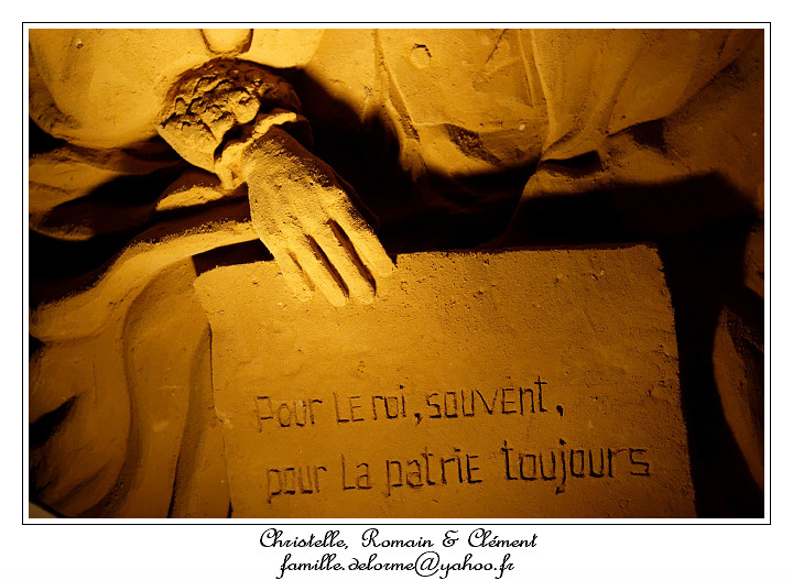 IMG_3270_RD.jpg - La devise de Colbert: "Pour le roi, souvent, pour la patrie toujours!"